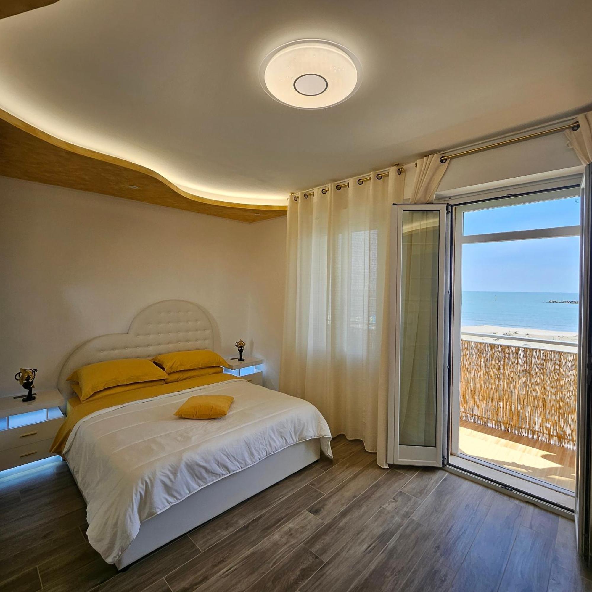 La Suite Lido di Pomposa Bagian luar foto